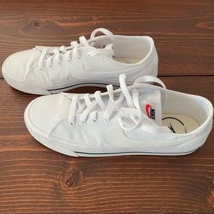 LIKE NEW Men’s Nike Court Legacy Canvas White Shoe Size 10